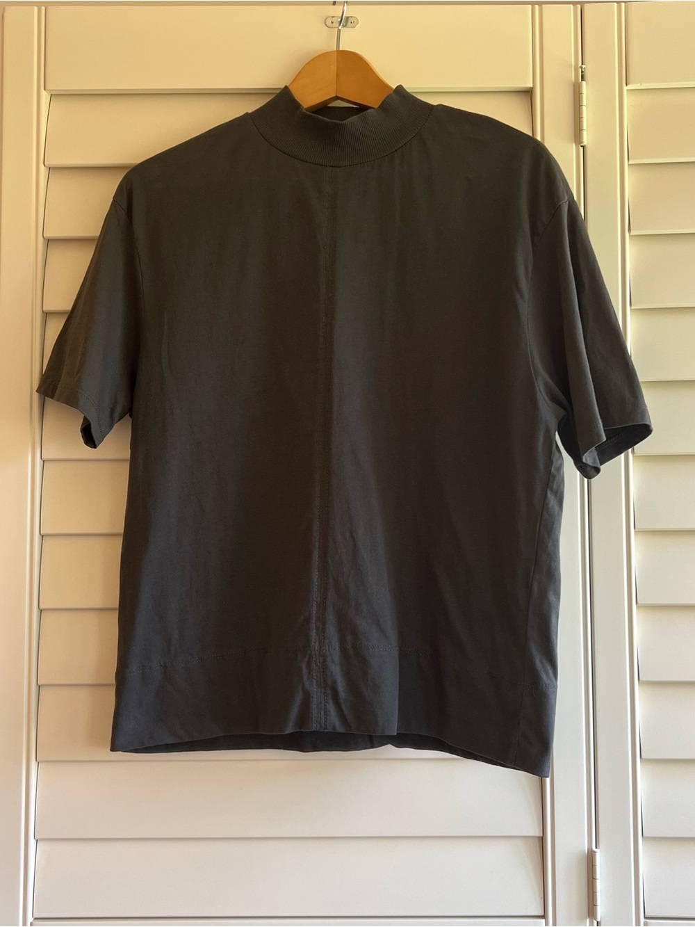 Classic Grey Short Sleeve, Gorpcore, Utility Mock Neck Shirt, Size Medium